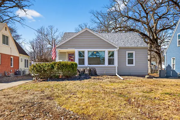 2412 33rd Street, Des Moines, IA 50310