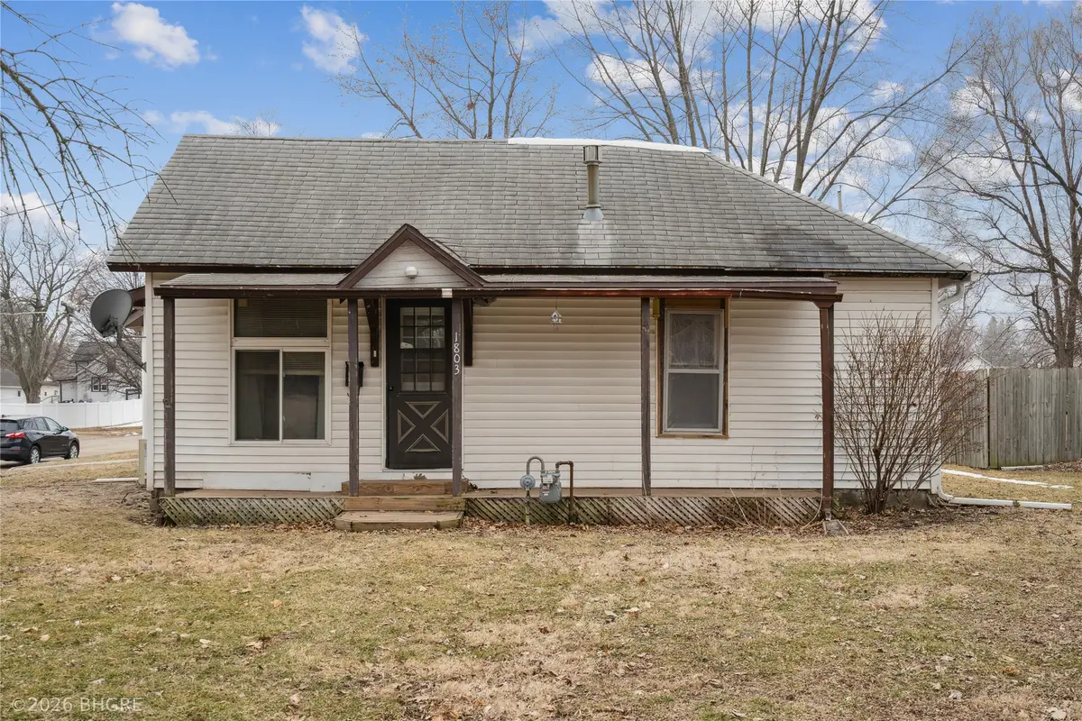 1803 Tama Street, Des Moines, IA 50036 - #1