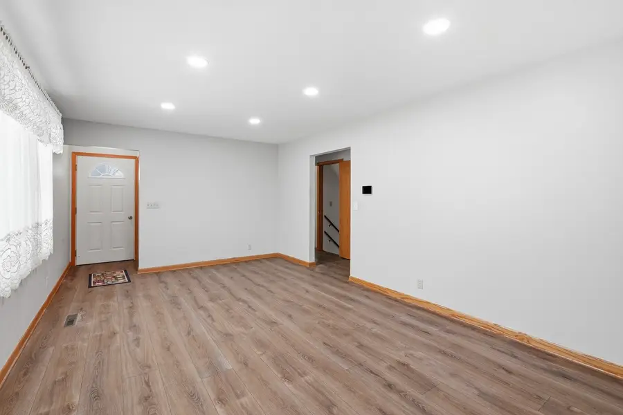 305 Independence Street, Pella, IA 50219 - #3