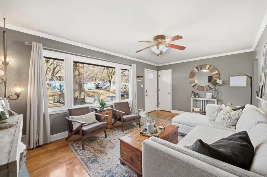 3225 SW 2nd Street, Des Moines, IA 50315 - #3