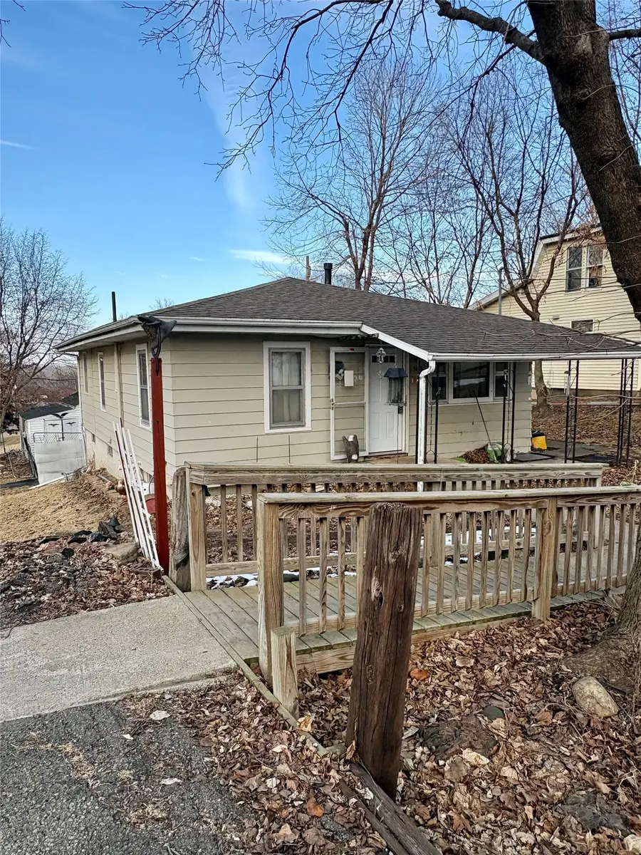 216 E Washington Street, Colfax, IA 50054 - #3