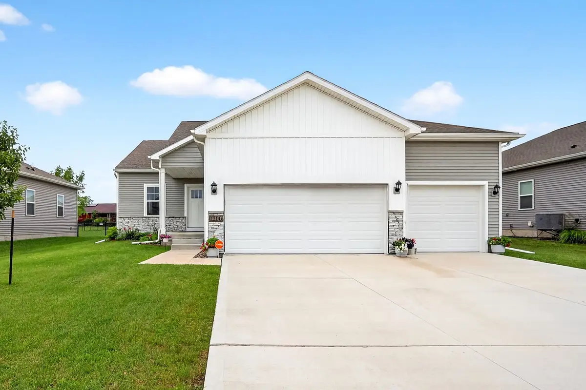 1200 Joshua Drive Se, Bondurant, IA 50035 - #1