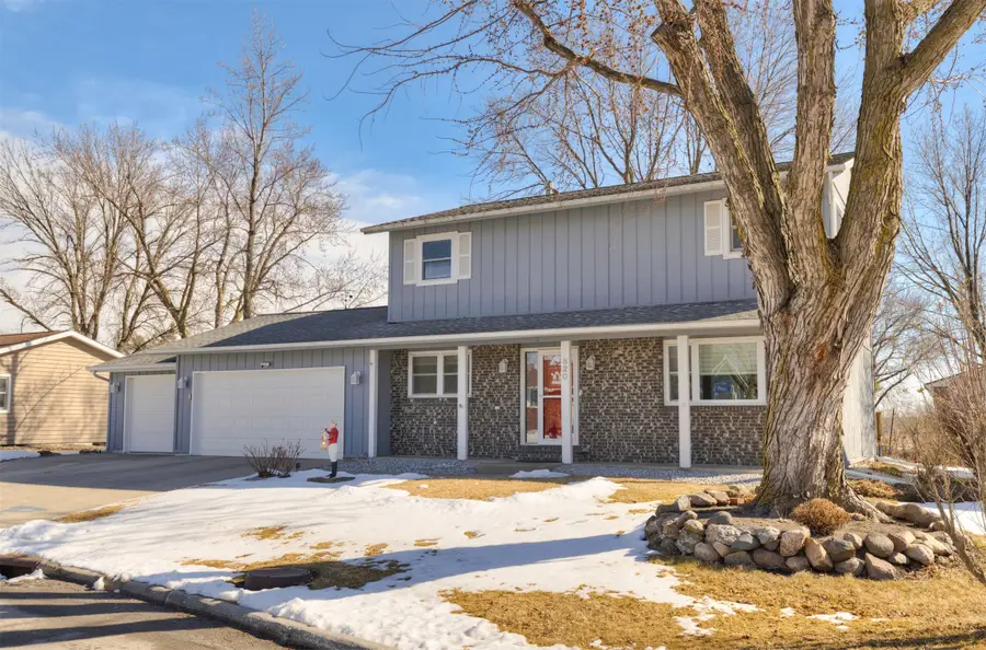 820 Summer Meadows Court, Perry, IA 50220 - #2