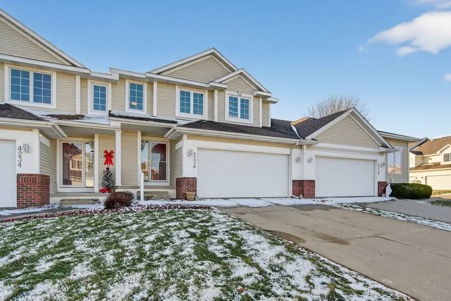 4236 154th Street, Urbandale, IA 50323 - #3