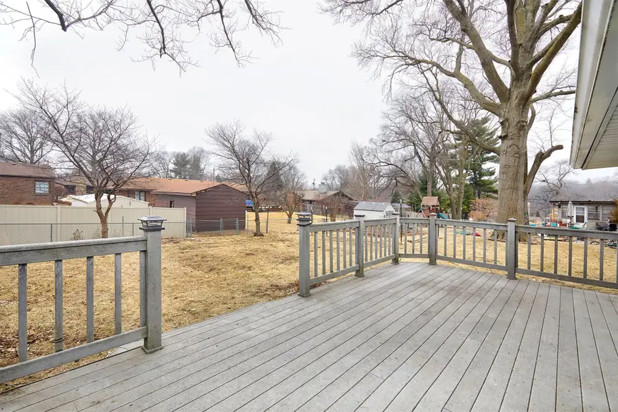 7114 Sunset Terrace, Windsor Heights, IA 50324 - #3