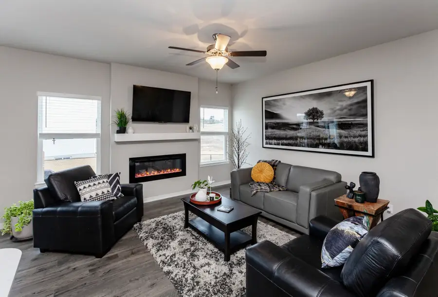 9904 NW 82nd Avenue, Johnston, IA 50131 - #3