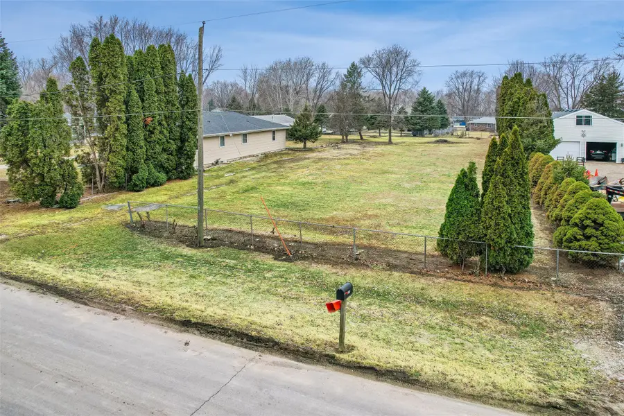 2700 NE 53rd Court, Des Moines, IA 50317 - #3