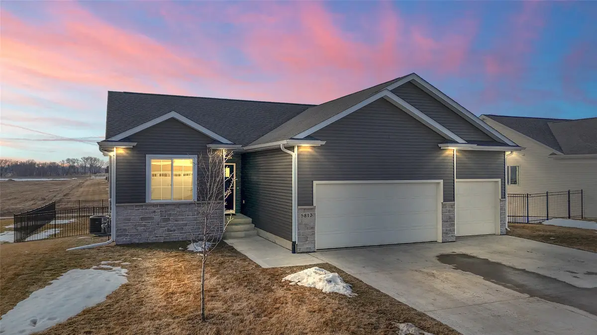 5813 Mcfarland Avenue, Ames, IA 50010 - #1