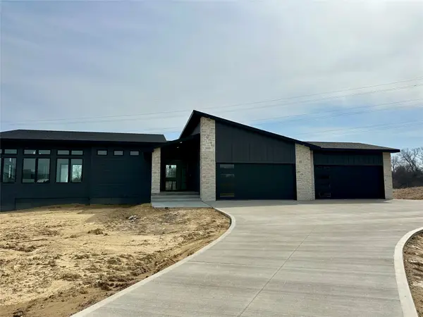 2188 114th Court, Winterset, IA 50273