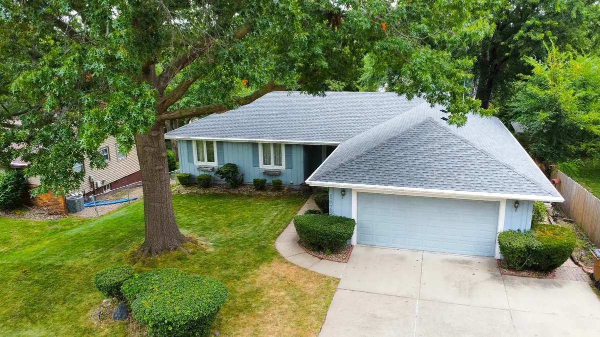 1679 NW 99th Street, Clive, IA 50325 - #1