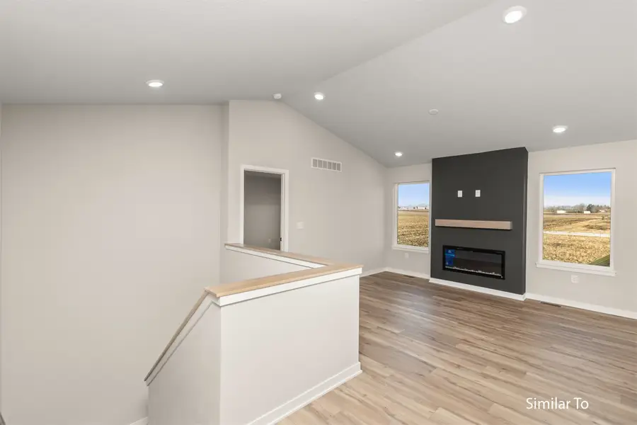 1200 Featherstone Avenue Ne, Bondurant, IA 50035 - #2