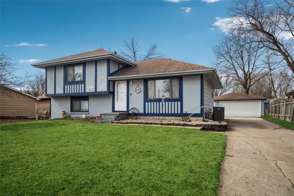 520 22nd Avenue Sw, Altoona, IA 50009