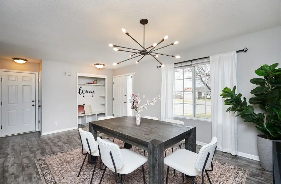 825 SE Hummingbird Circle, Waukee, IA 50263 - #3