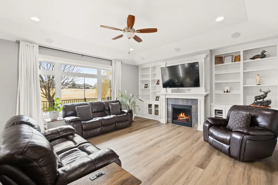 330 Georgetown Place, Norwalk, IA 50211 - #2