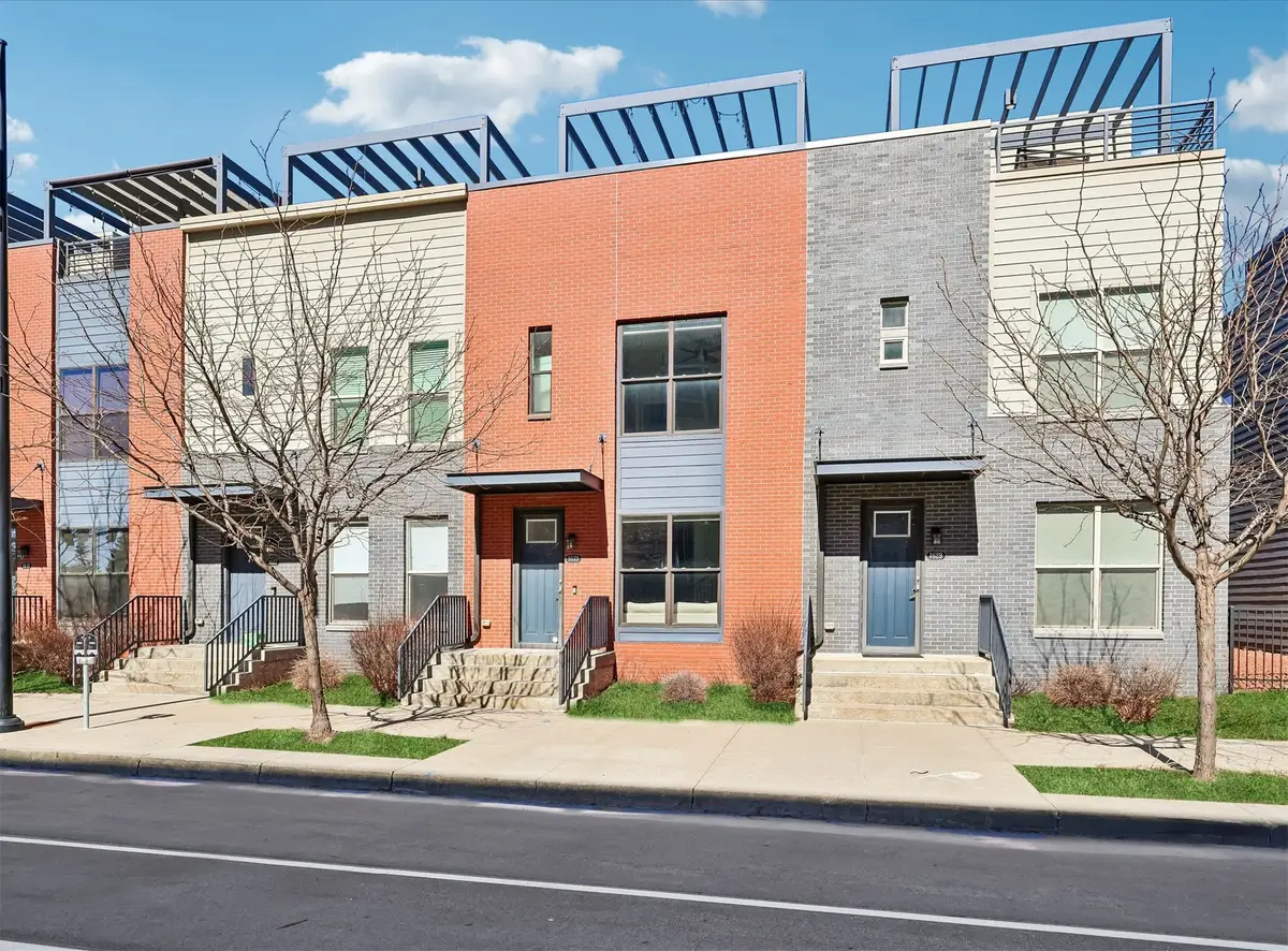 1633 Grand Avenue, Des Moines, IA 50309 - #1