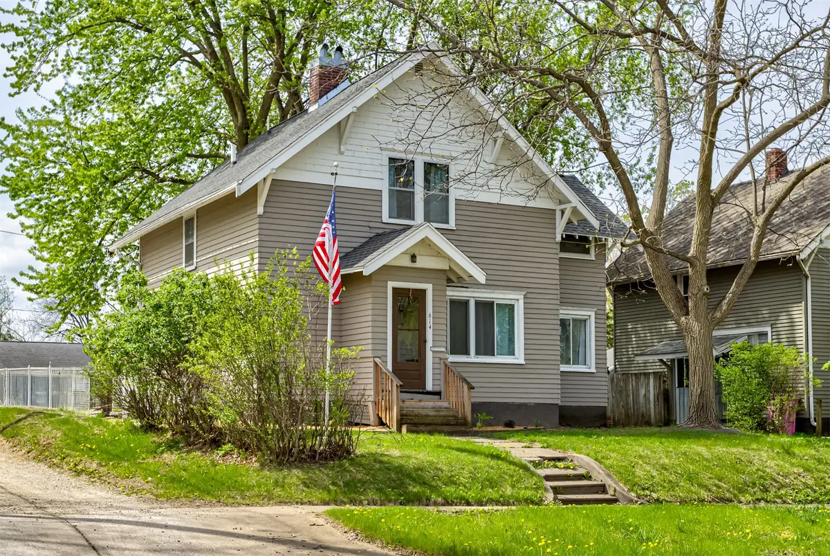 614 Mamie Eisenhower Avenue, Boone, IA 50036 - #1
