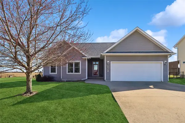 222 Oak Tree Drive, Winterset, IA 50273
