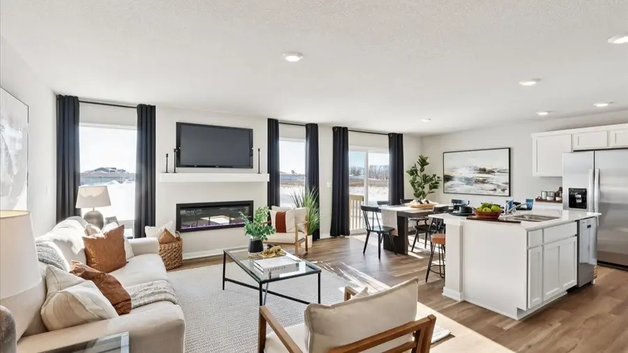 925 8th Street Nw, Bondurant, IA 50035 - #2