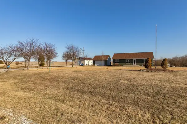 2055 170th Court, Winterset, IA 50273