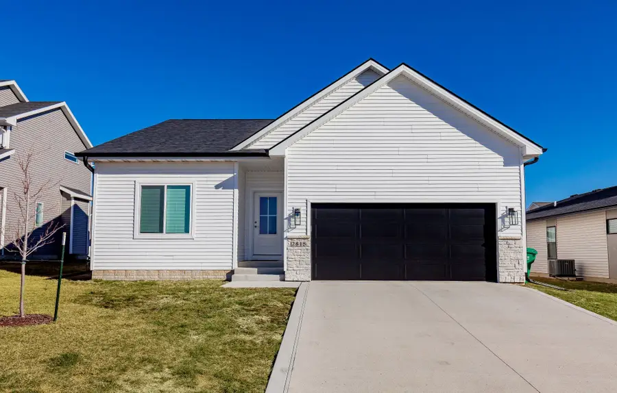 2815 22nd Street Sw, Altoona, IA 50009 - #2
