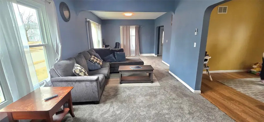 1616 8th Avenue, Belle Plaine, IA 52208 - #2