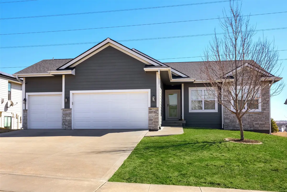 2726 Shady Lane Drive, Norwalk, IA 50211 - #1