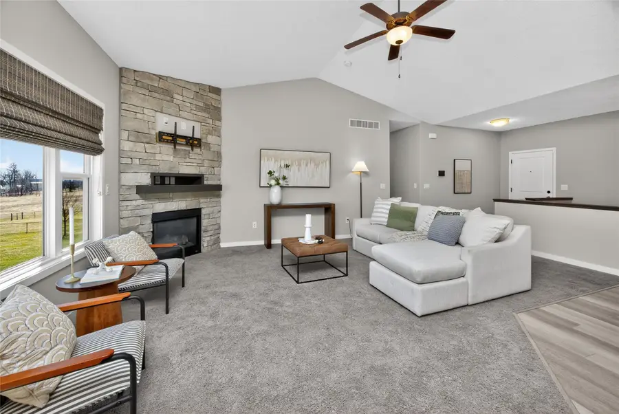 2726 Shady Lane Drive, Norwalk, IA 50211 - #3