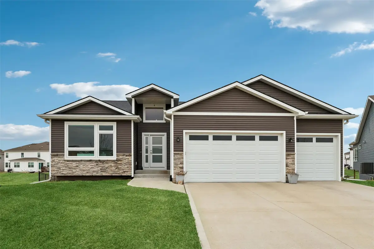 1210 NW Pine Bluff Circle, Waukee, IA 50263 - #1