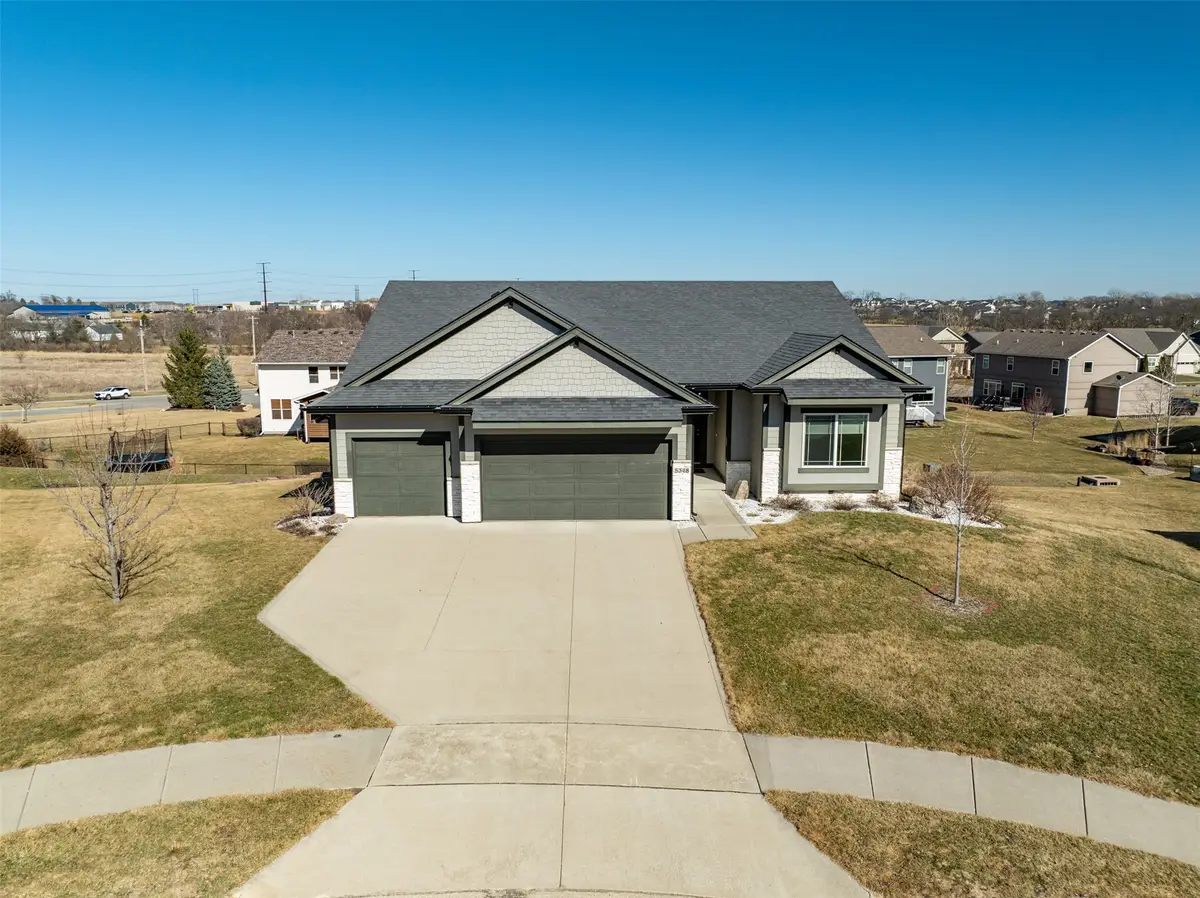 5348 162nd Court, Urbandale, IA 50323 - #1