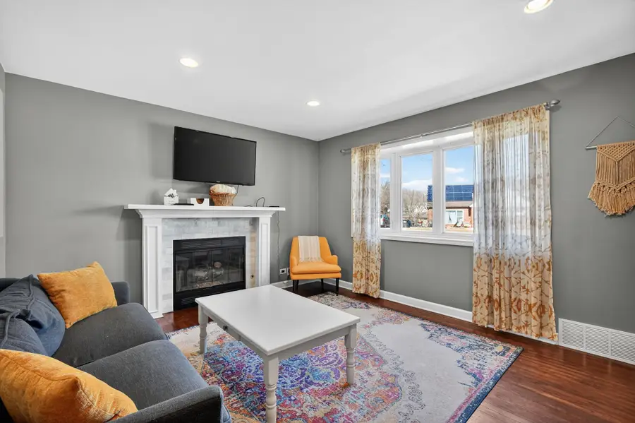 2512 Mann Avenue, Des Moines, IA 50310 - #2