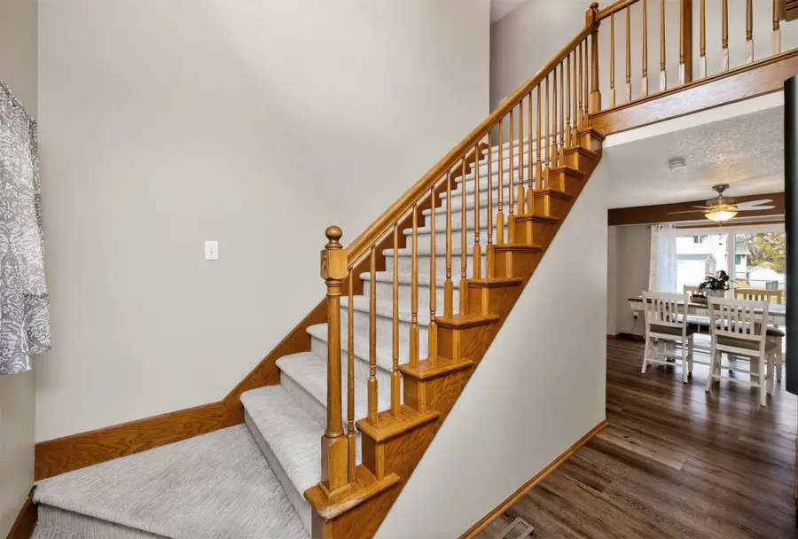 6837 Mill Pond Drive, Urbandale, IA 50322 - #3