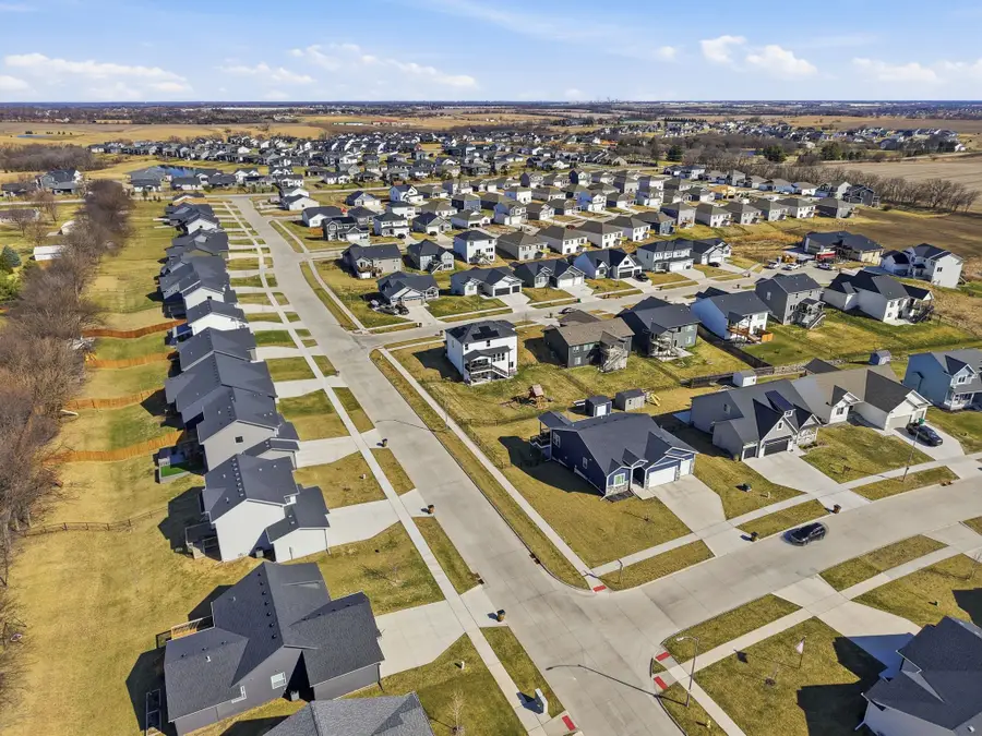 3016 Oak Street, Norwalk, IA 50211 - #2