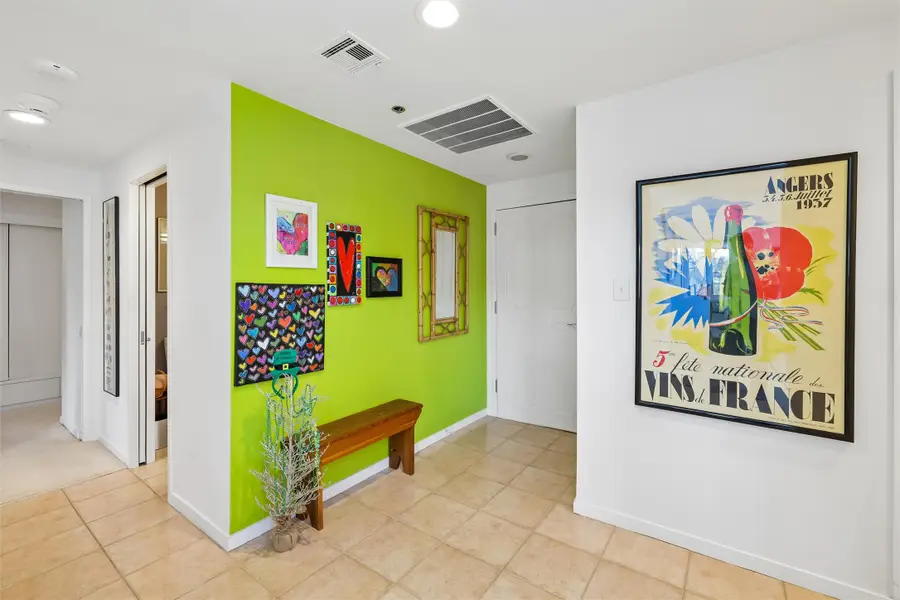 3930 Grand Avenue #402, Des Moines, IA 50312 - #2