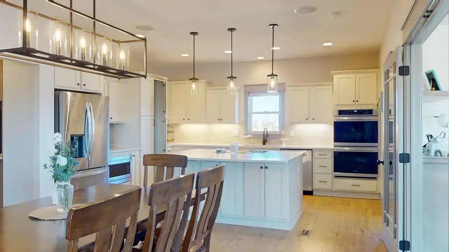 1115 Pleasant Street Ne, Bondurant, IA 50035 - #2