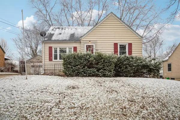 5816 Snyder Avenue, Des Moines, IA 50322