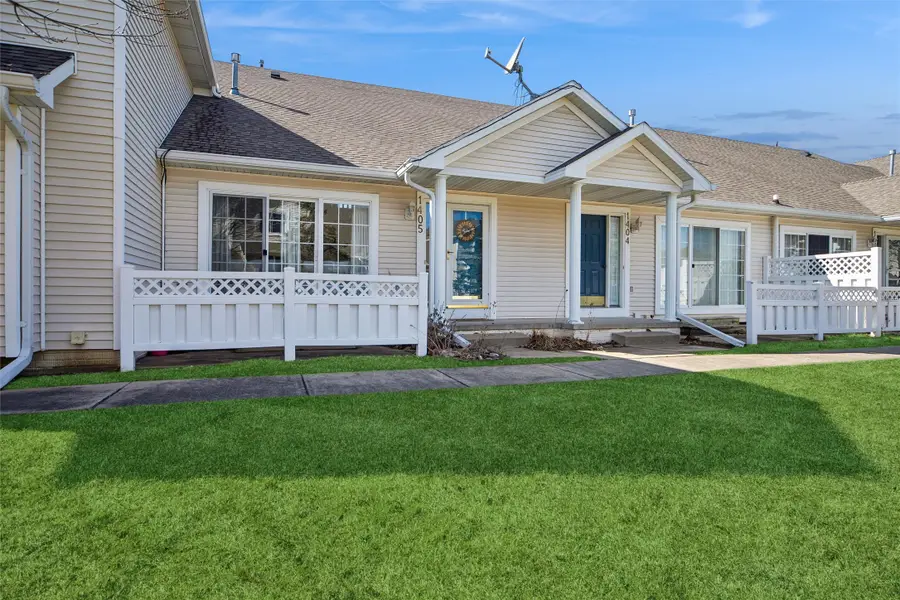 4425 Mills Civic Parkway #1405, West Des Moines, IA 50265 - #3