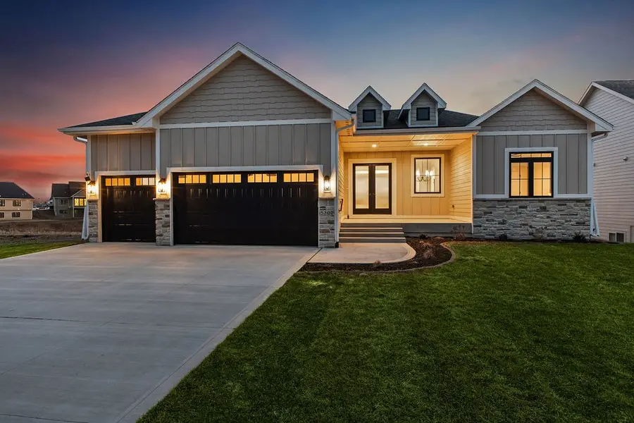 5300 175th Street, Urbandale, IA 50323 - #2