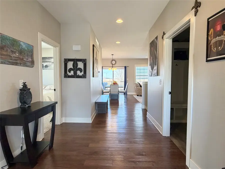 726 E 26th Street N, Newton, IA 50208 - #2