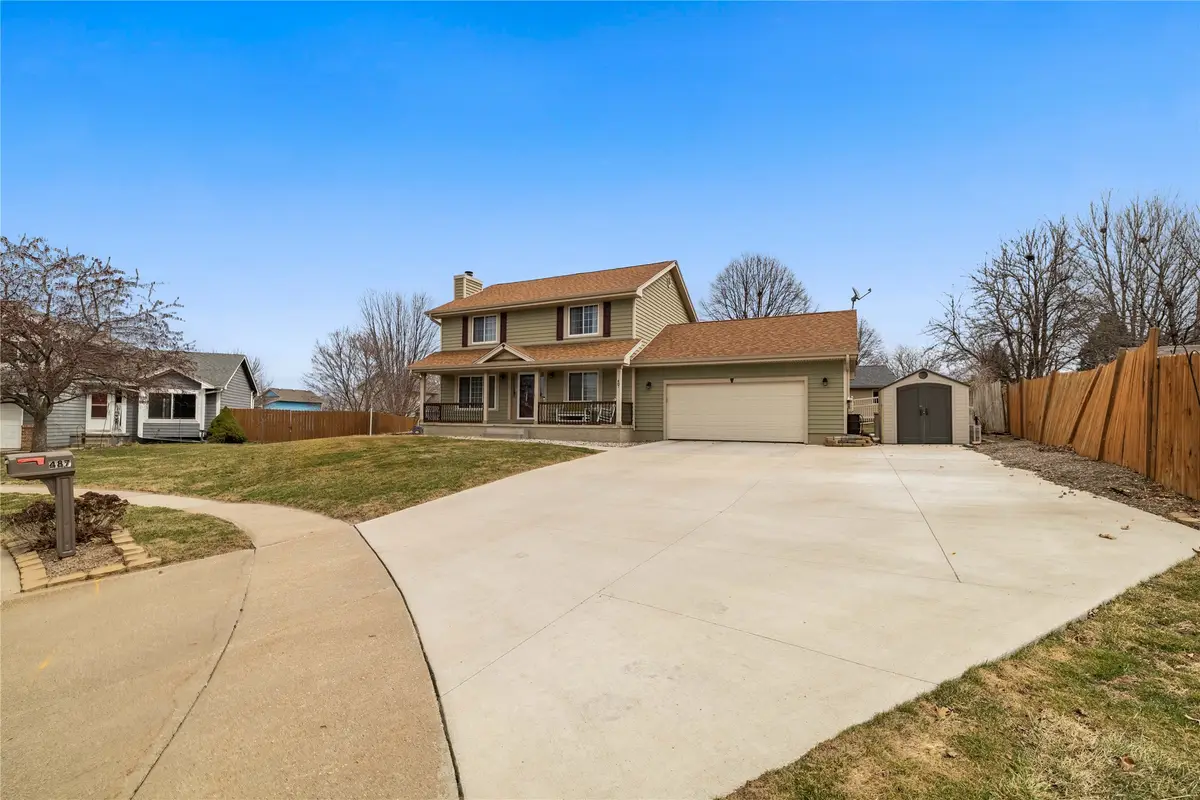 487 Sunrise Circle, Pleasant Hill, IA 50327 - #1