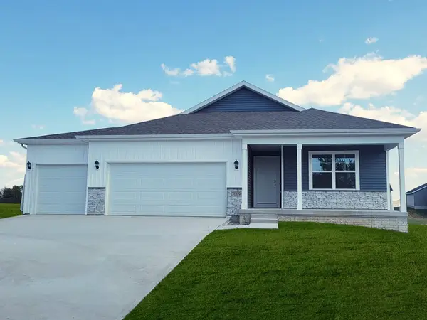 1390 Mallard Lane, Waukee, IA 50263