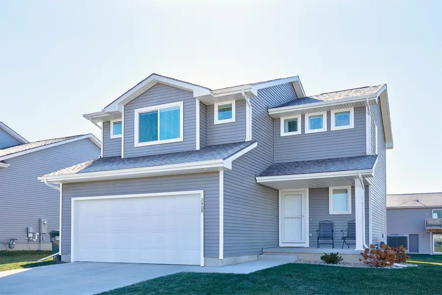 2409 Sunview Drive, Granger, IA 50109 - #2