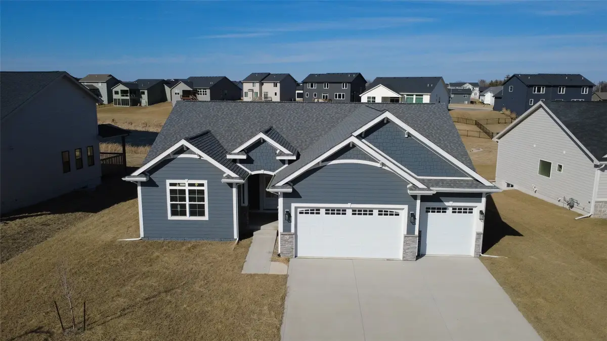 45 NW Alderleaf Drive, Waukee, IA 50263 - #1