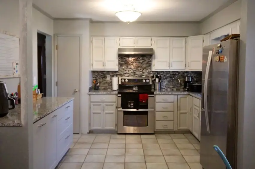 3817 Melanie Circle, Urbandale, IA 50322 - #3