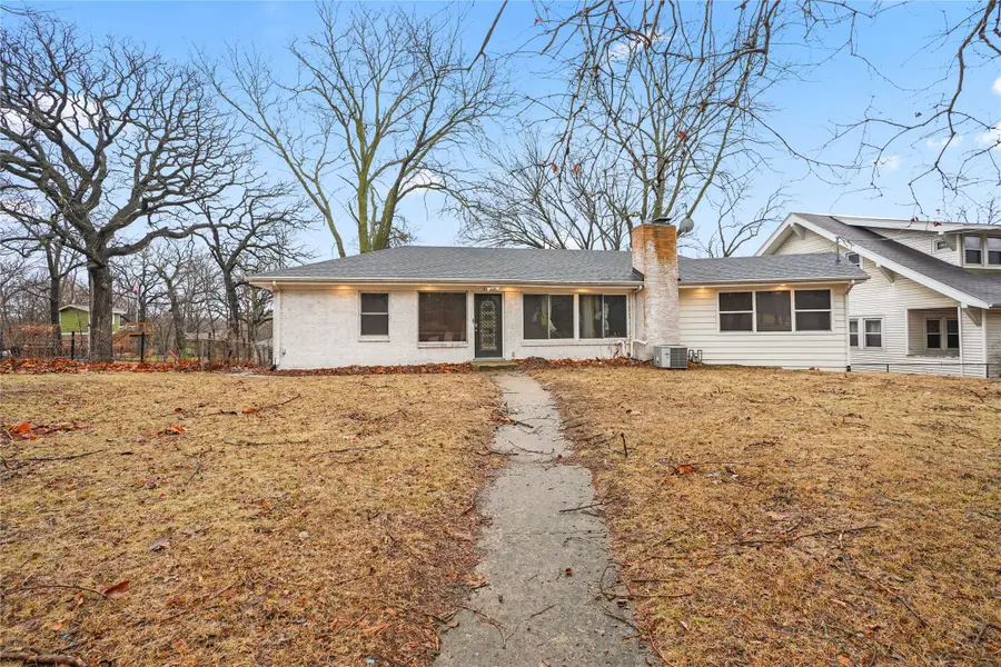 3225 Easton Boulevard, Des Moines, IA 50317 - #2