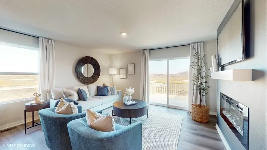 5723 152nd Street, Urbandale, IA 50111 - #2