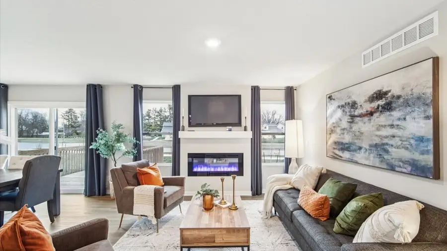 1082 Daisy Lane, Waukee, IA 50263 - #2