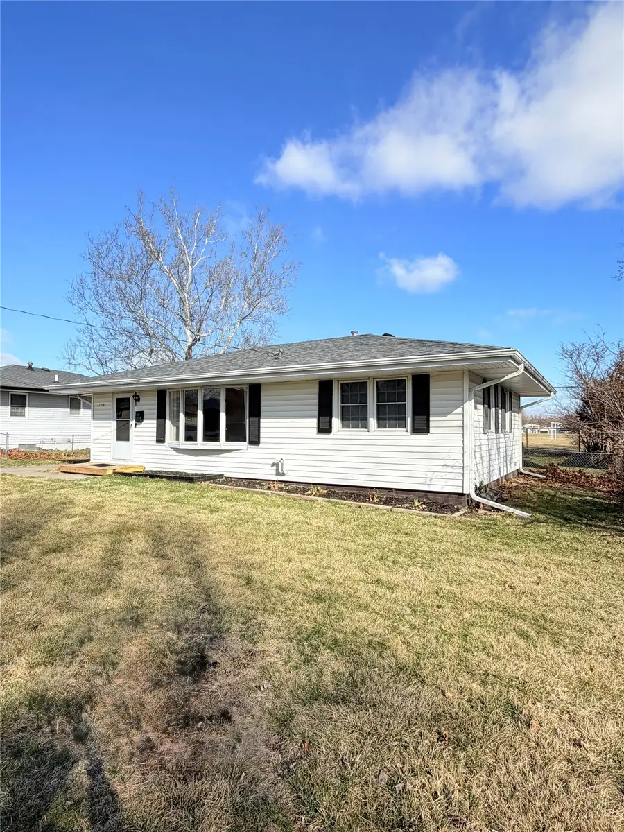 2718 E Tiffin Avenue, Des Moines, IA 50317 - #2