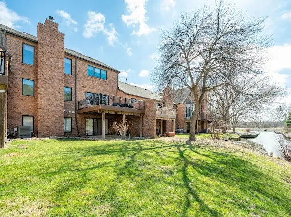 684 58th Place #11, West Des Moines, IA 50266 - #2