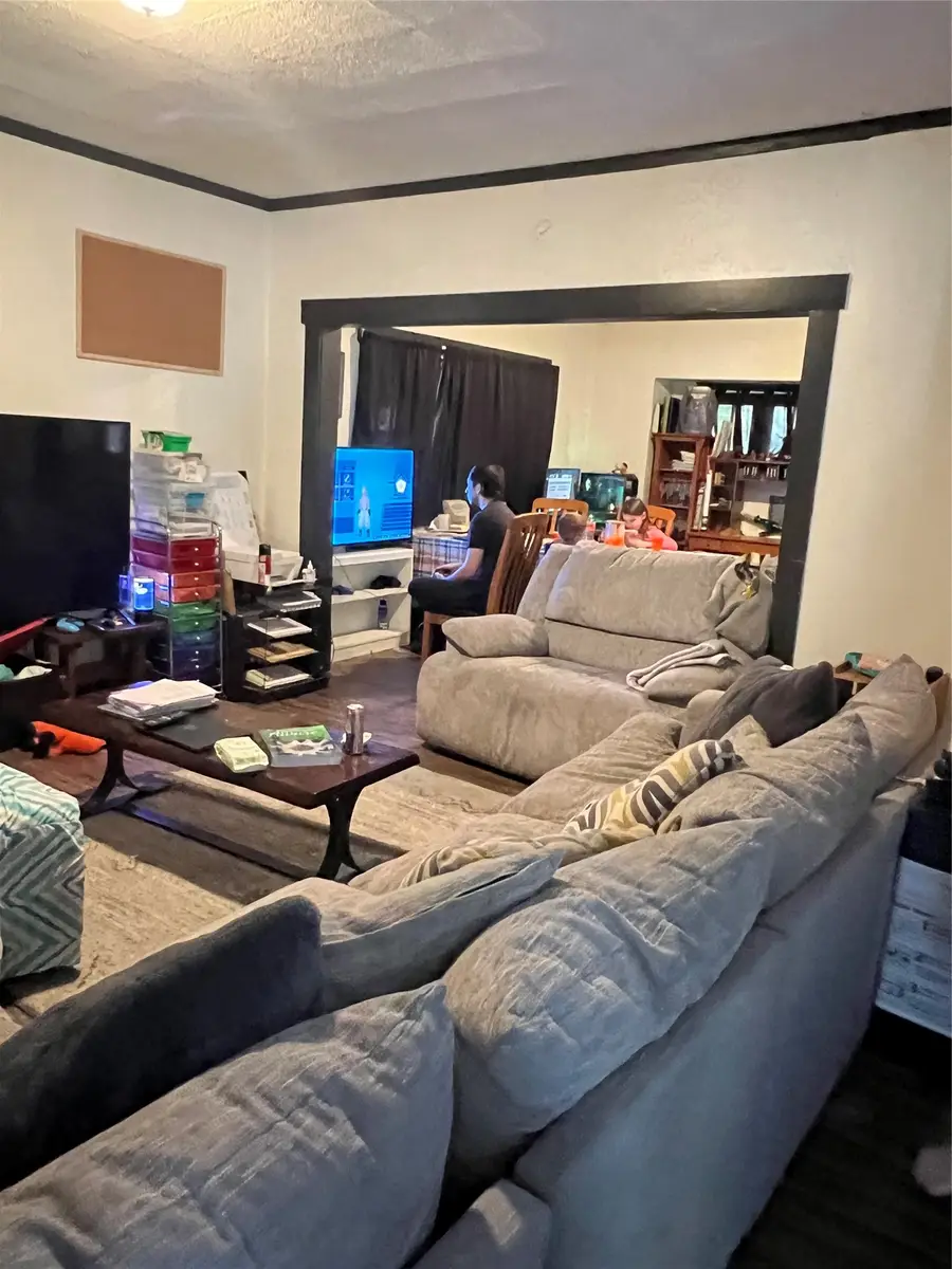 1816 E 14th Street, Des Moines, IA 50316 - #3