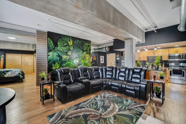 119 4th Street #103, Des Moines, IA 50309